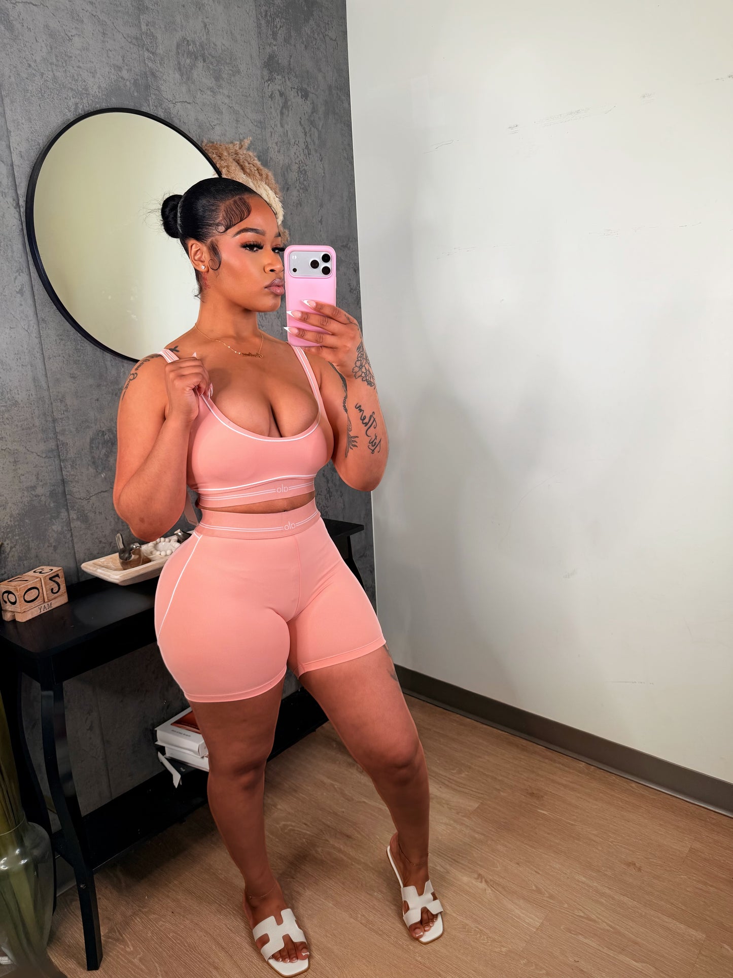 alooo short set